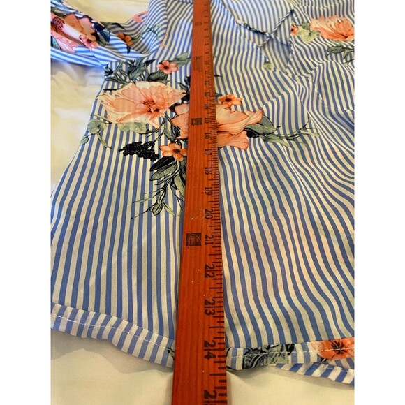 “C” Faux Wrap Bell Sleeve Size Medium Women's Blouse Gorgeous - Picture 6 of 6